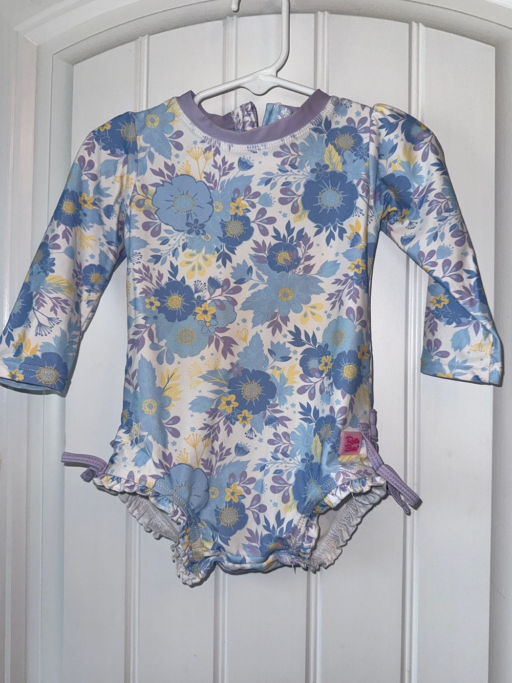 Ruffle Butts 12-18m VGUC Long Sleeve Toddler Rashguard in Pristine Blooms.